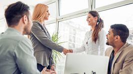 Etiketa: Dovoľte mi predstaviť sa!