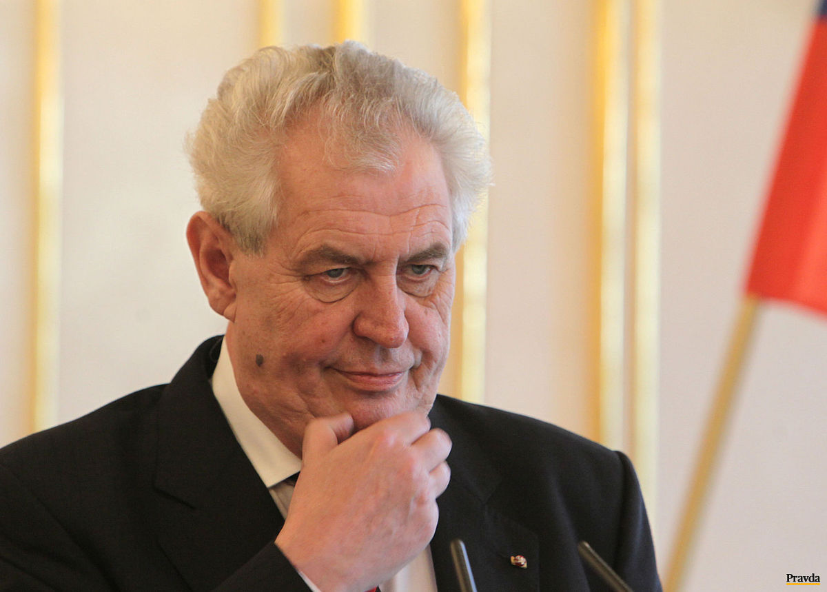 Prezident Miloš Zeman je favoritom prvého kola...