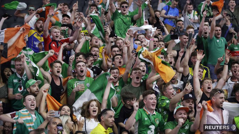 Írski fanúšikovia vo vytržení zo svojho...