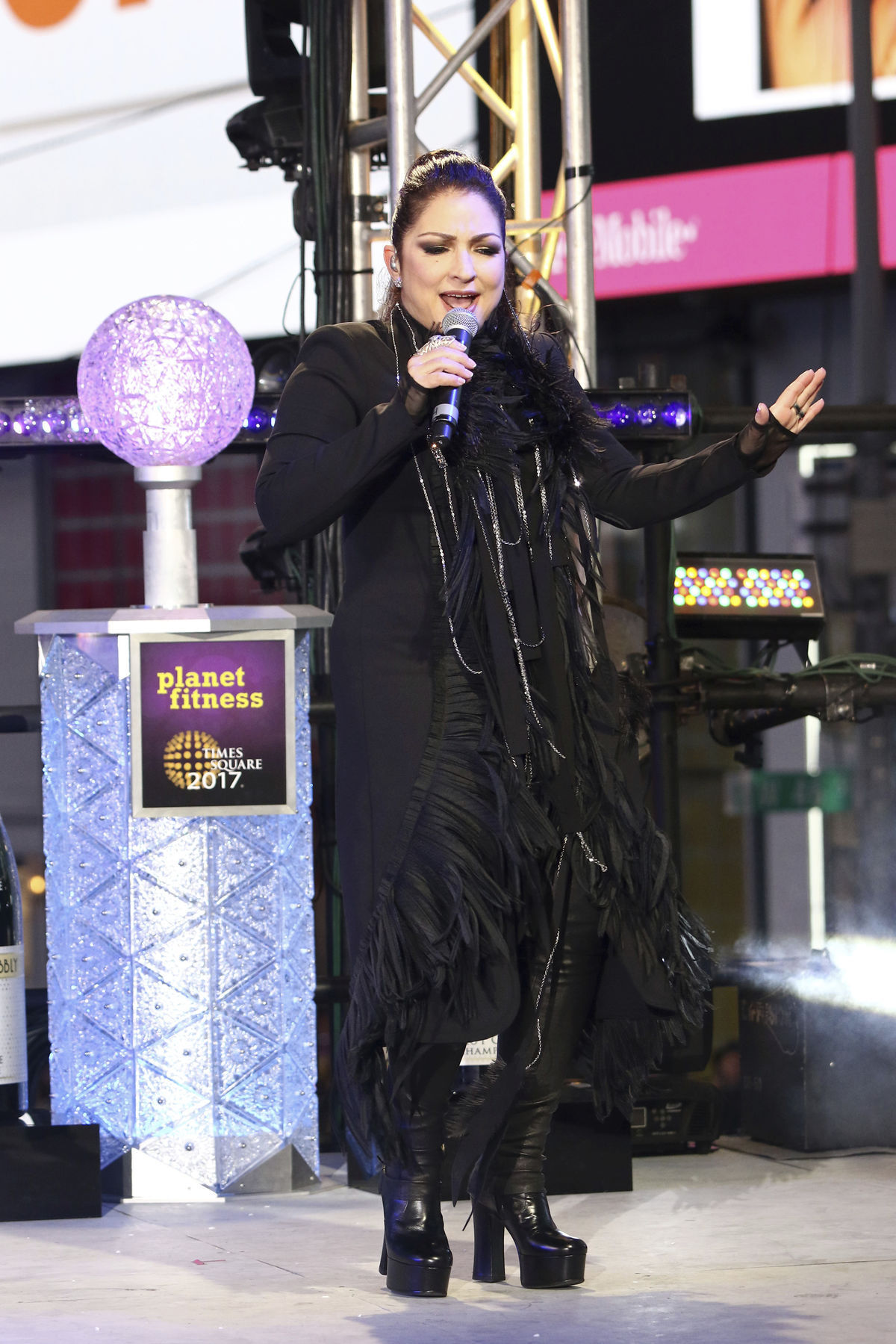 Gloria Estefan počas osláv Nového roka v New...