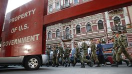 Rusko uzavrie americký konzulát v Petrohrade, píšu Izvestija