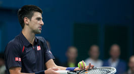 Nehrá, bude meniť plienky. Djokovič privítal na svet dcérku