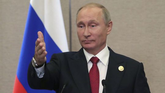 Putin ohlásil víťazstvo nad IS na východe Sýrie