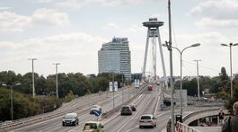 Opravený Most SNP trasie volantmi