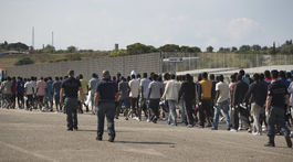 Švédsky súd udelil dočasný azyl 106-ročnej Afganke