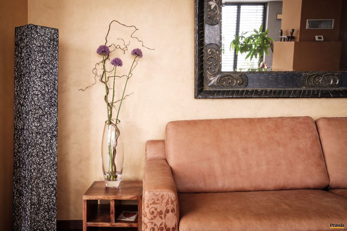 Váza bez povrchovej úpravy.