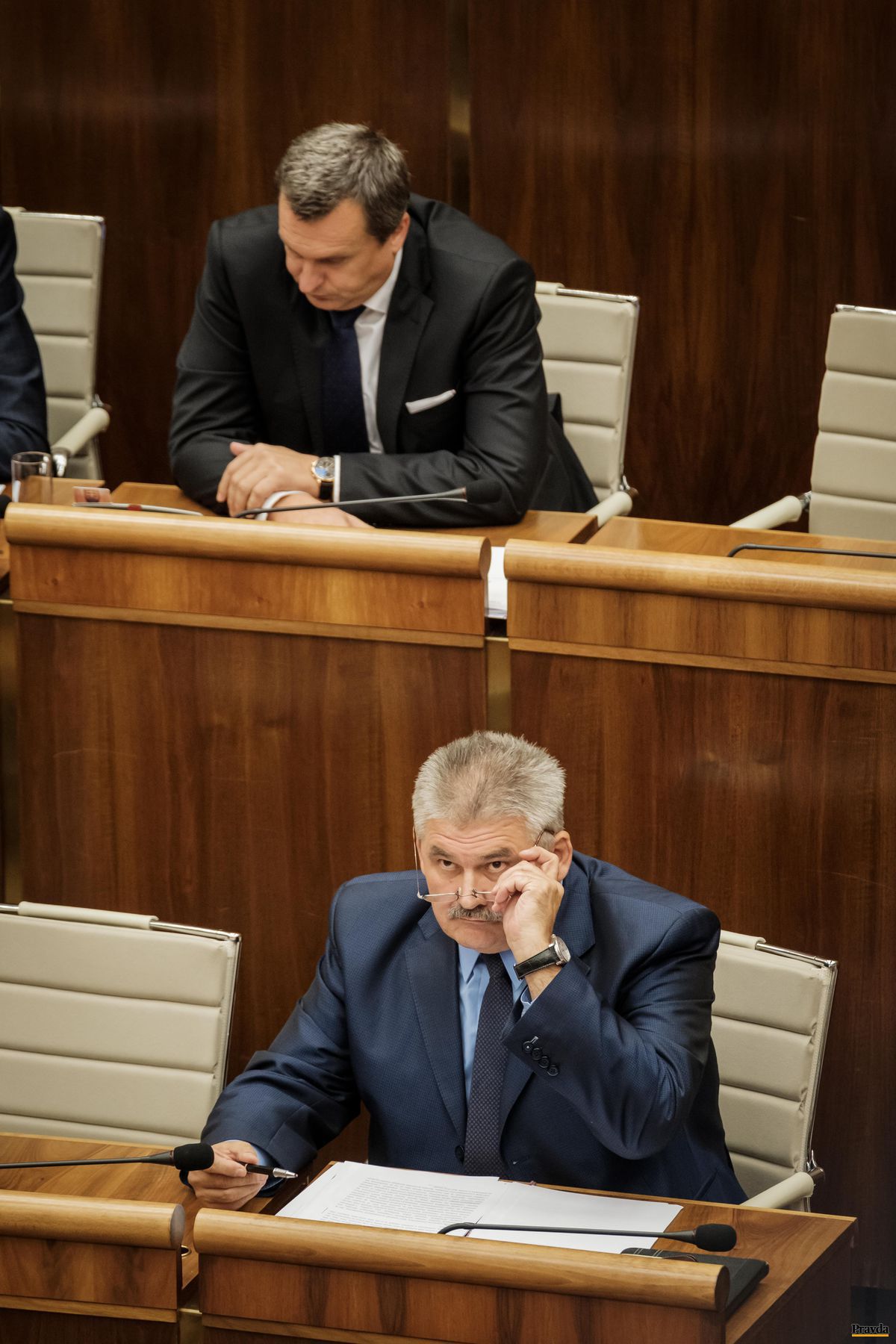 Minister práce Ján Richter (nižšie) a predseda...