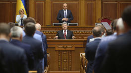 Podľa Porošenka sa Moskva pripravuje na veľkú vojnu