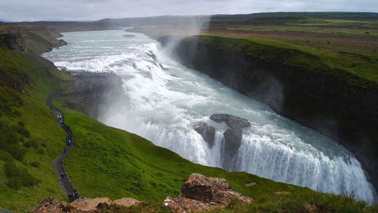 Priepasť Ásbyrgi v tvare podkovy Odinovho koňa.