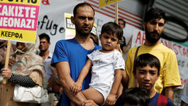 V Grécku zatkli 20 ľudí vyrábajúcich falošné doklady pre nelegálnych migrantov