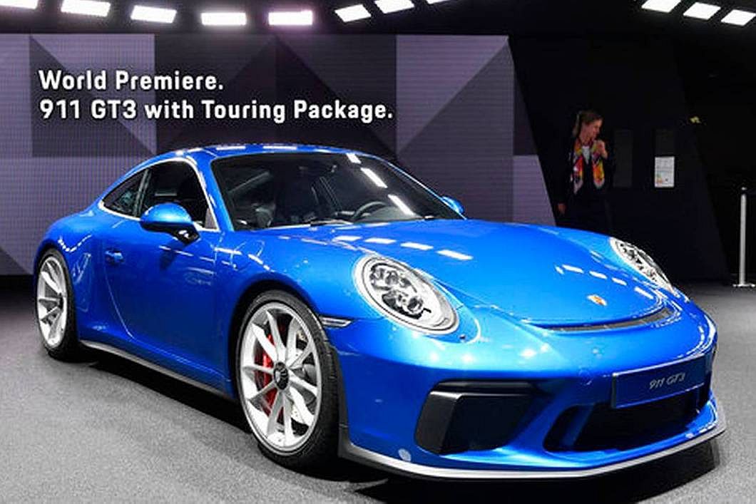Porsche 911 GT3 Touring Package