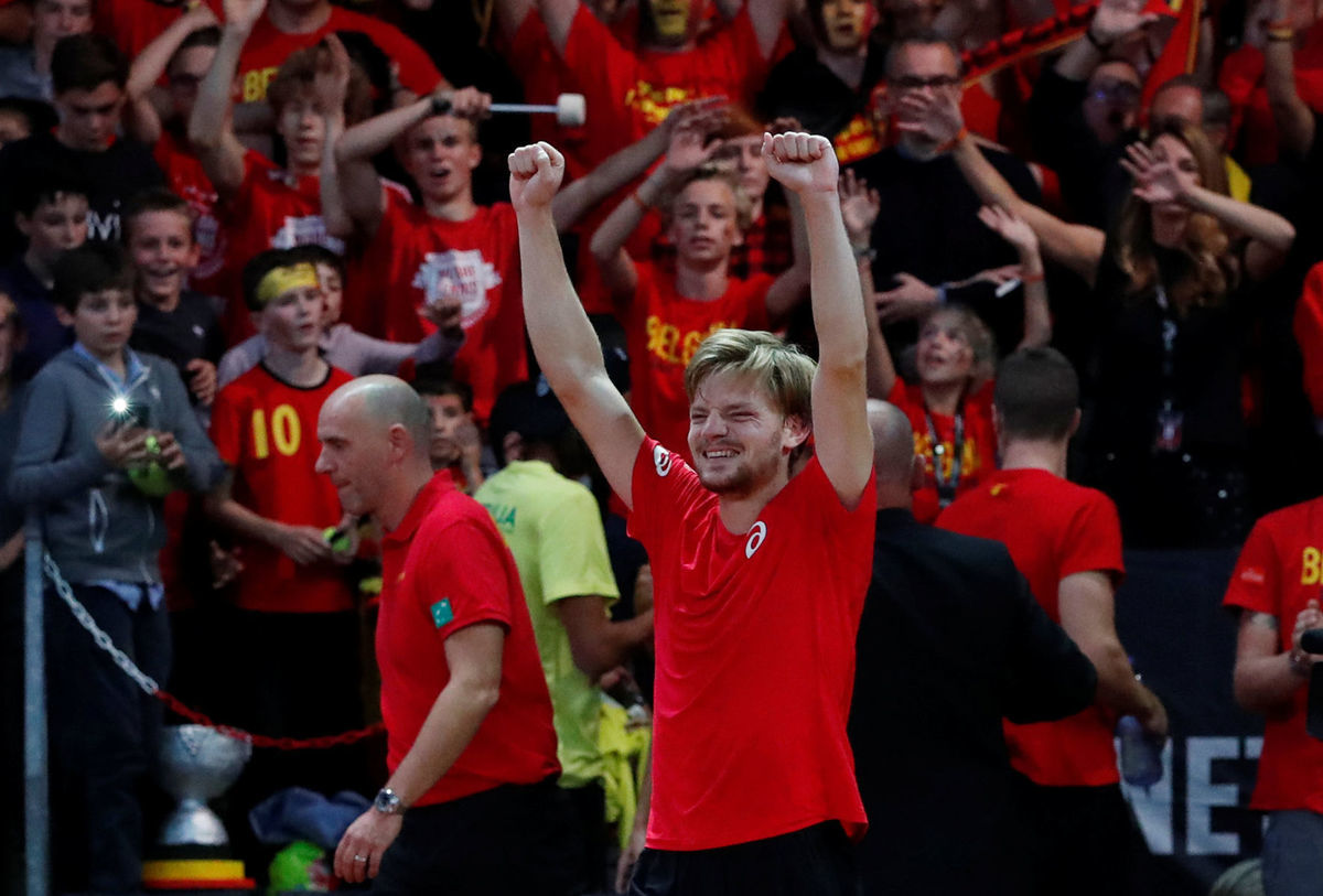 Belgičan David Goffin oslavuje výhru nad...