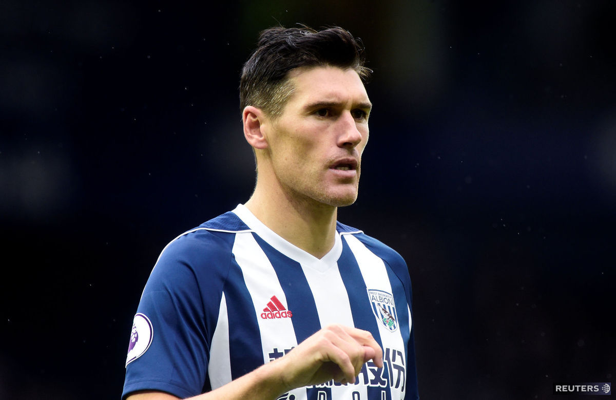 Gareth Barry vyrovnal rekord legendárneho Ryana...