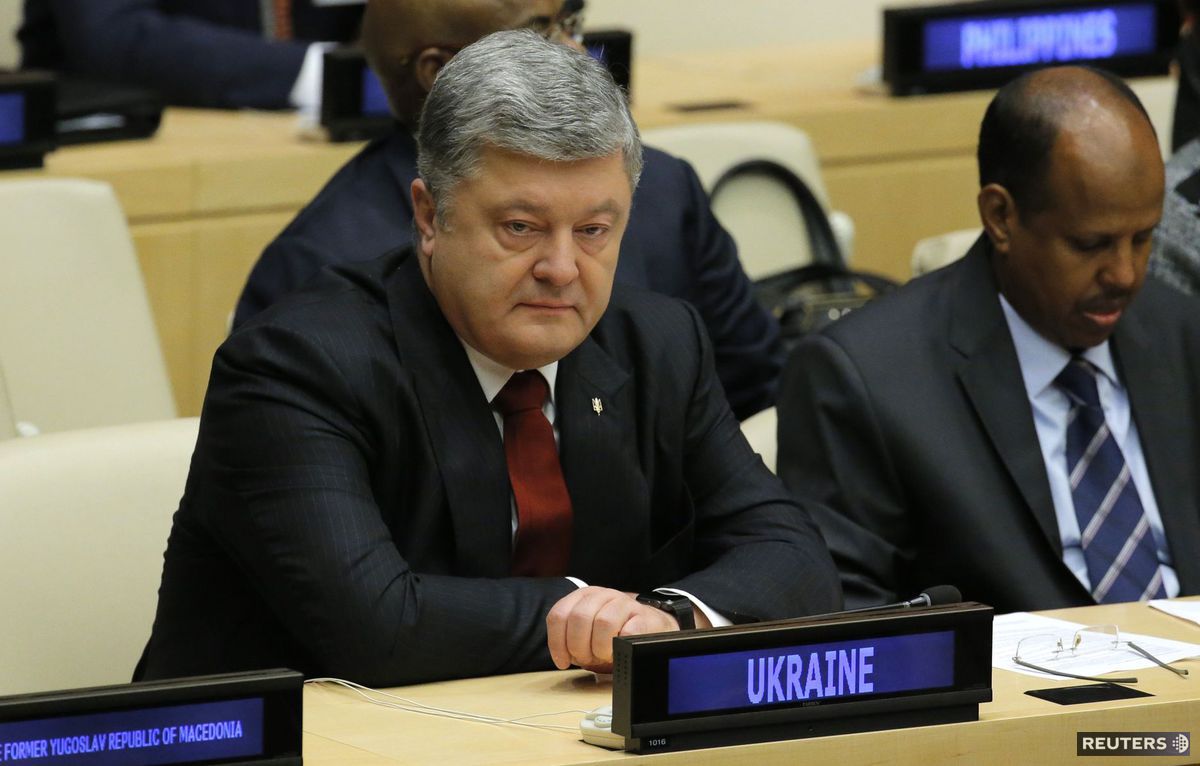 Ukrajinský prezident Petro Porošenko počas...