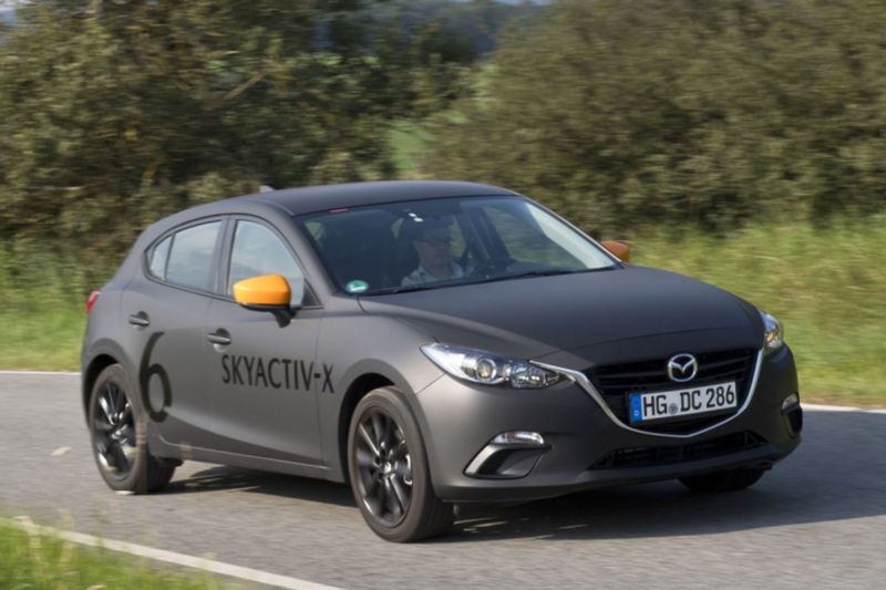 Experimentálny motor so spaľovaním SPCCI už...