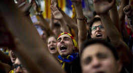 V Barcelone sa opäť protestuje, vláda núka Katalánsku dialóg