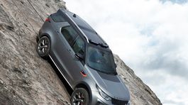 Land Rover-Discovery SVX-2018-1024-02