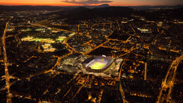 Kráľovstvo Messiho a spol. Najväčší futbalový štadión v Európe oslavuje 60