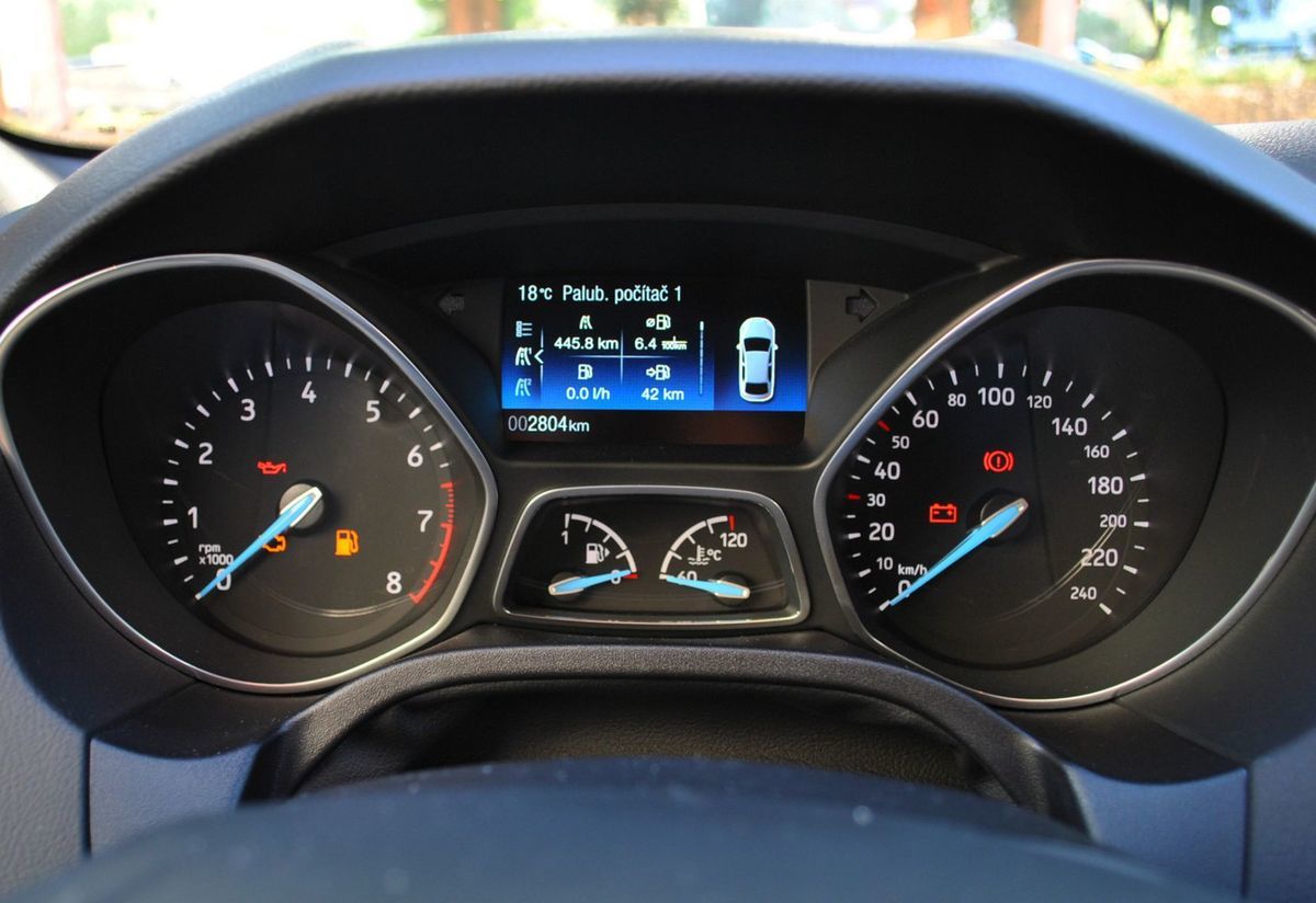 Priemerná spotreba 6,8 l/100 km nenadchne. Mimo...