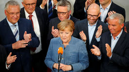 ‚Jamajskú‘ koalíciu považuje za dobrú väčšina Nemcov, Petryová odchádza z AfD