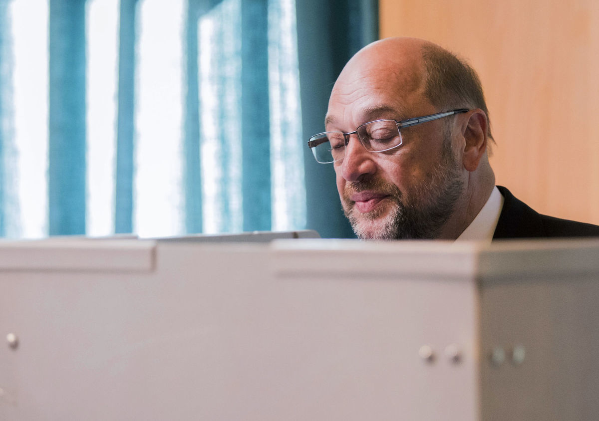Martin Schulz počas hlasovania v nemeckých...