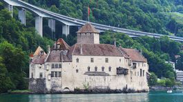 Vidlička v Ženevskom jazere? Dobrá reklama