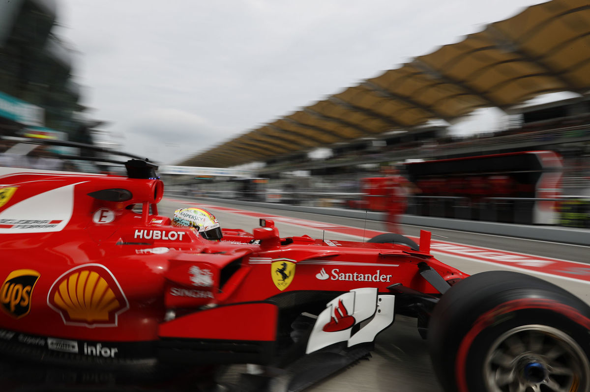 Zdramatizuje Sebastian Vettel v Malajzii súboj...