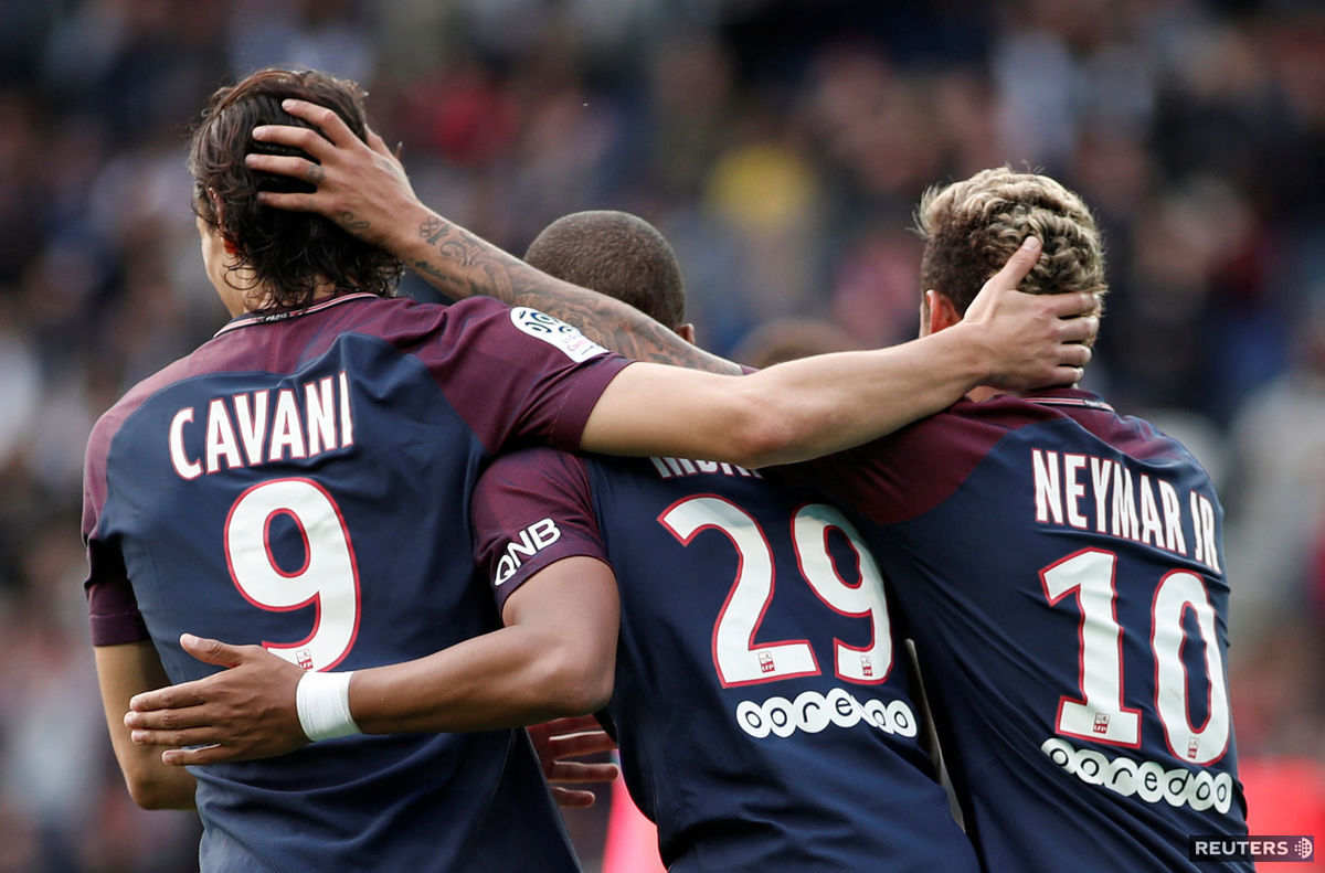 Trojica Cavani, Mbappé a Neymar sa postarala o...