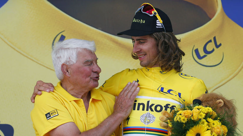 Peter Sagan v žltom drese lídra pretekov na...