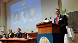 Nobelovu cenu za medicínu získali traja vedci narodení v USA