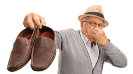 Zbavte sa nepríjemného zápachu z topánok. Jednoducho a lacno