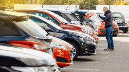 Predaje áut na Slovensku lámali rekordy. No nie reálne