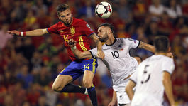 Macedónci zbíjali v Turíne. Španieli aj vďaka tomu postúpili na MS