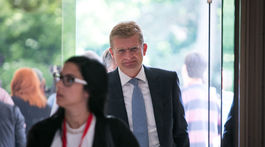 Na odmenu pre Bžána za Gabčíkovo si posvieti Úrad pre verejné obstarávanie