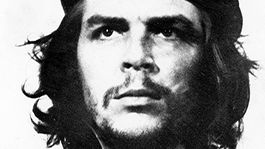 Polstoročie od popravy revolucionára. Kto bol Che Guevara?