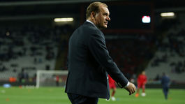 Weiss nevie, či povedie Gruzínsko. Srbský Zlatan strelil svoj najväčší gól