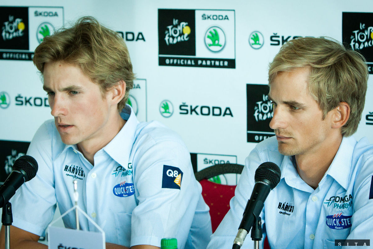 Martin Velits a Peter Velits pred odchodom na...