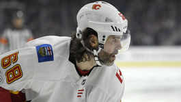 Necítil som sa dobre, ale čakal som to, vravel Jágr po debute v drese Calgary