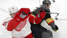 Ottawa s Jarošom deklasovala Calgary, Tatar sa prvýkrát v NHL pobil