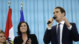 Akú farbu si vyberie Kurz? Môžu ho však aj vyšachovať