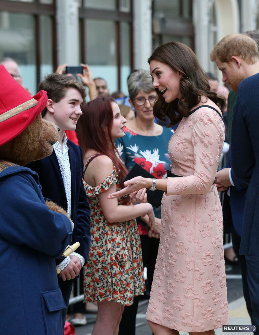 Vojvodkyňa Kate z Cambridgep predviedla počas...