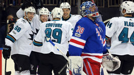 Sharks strápnili Lundqvista a ovládli Madison Square Garden