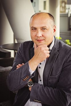 MUDr. Róbert Slivka