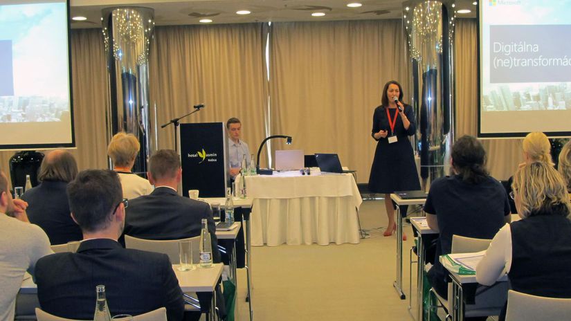 Marcela Havrilová počas jednej z prednášok na...