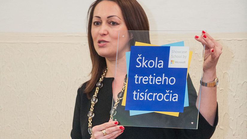 Otváranie ukážkovej školy Microsoft Showcase...
