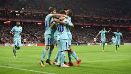 Barcelona stále nenašla premožiteľa, Atlético v závere stratilo vedenie