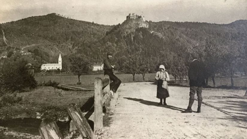 Takto vyzerala ruina hradu kedysi.