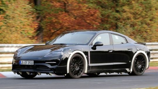 Porsche Mission E -  Nurburgring 2017 