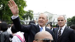 Nakrúcanie Domu z kariet je prerušené, dôvodom je obvinenie Spaceyho