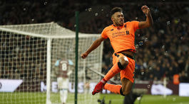 Liverpool sa v Londýne príliš nespotil. Nad West Hamom vyhral pohodlne 4:1